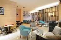 Bar, Kafe, dan Lounge Midtown Residence Surabaya