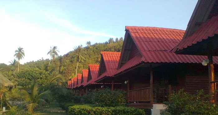 ภายนอกอาคาร Sea Salad Resort