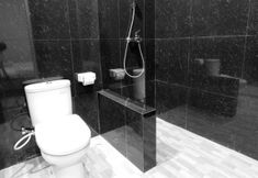 Toilet Kamar 3 Saras City Hotel Syariah