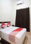 BEDROOM OYO 765 Wisma Andalas Asri Syariah