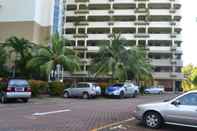 Common Space Century Suria Anytime Holidays Apartment