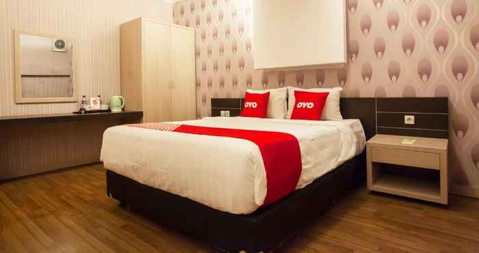 Bedroom Capital O 1709 Simalungun City Hotel