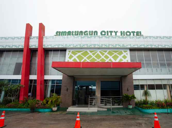 EXTERIOR_BUILDING Capital O 1709 Simalungun City Hotel