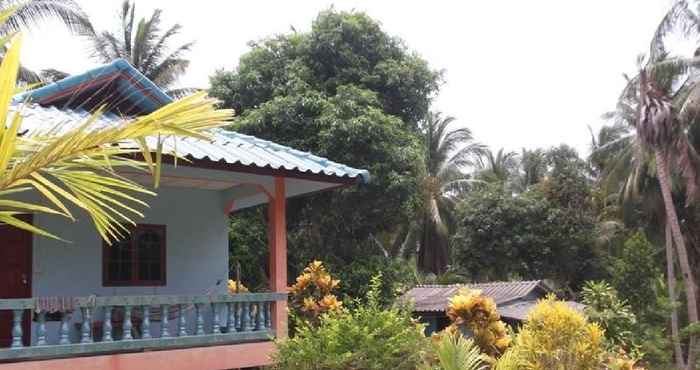 Lobi Rose Bungalow