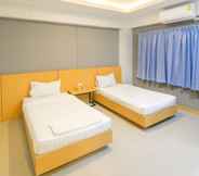 Kamar Tidur 3 Grand Leo Hotel