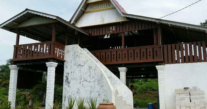 Luar Bangunan Romax Farmstay