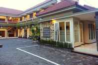 Luar Bangunan Hary's Homestay