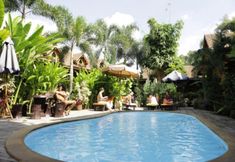 สระว่ายน้ำ 4 Log Home Boutique 