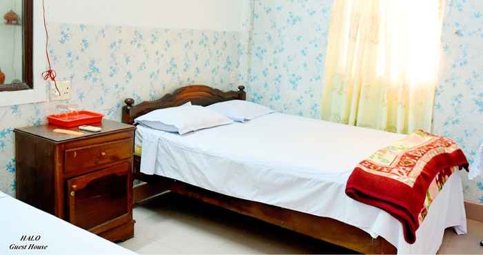 Kamar Tidur Halo Guest House 