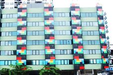 ภายนอกอาคาร Grand Tower Inn Sathorn