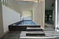 Swimming Pool Iris Luxury Service Villa
