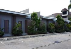 Exterior 7 Sritrakul Place