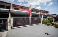 Bangunan 2 Double Storey Linked To KPJ Medical Specialist Centre Bdc 10BR By Natol Homestay-Paris