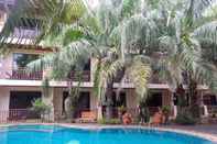 Swimming Pool Thai Pura Resort