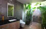 Toilet Kamar 5 Amertha Villa Dreamland