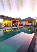 SWIMMING_POOL Amertha Villa Dreamland