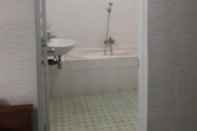 Toilet Kamar Thanh Binh B Hotel