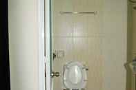 Toilet Kamar Hotel 110 