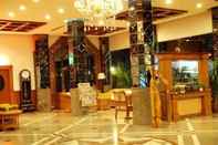 Lobby Golden Grand Hotel SHA