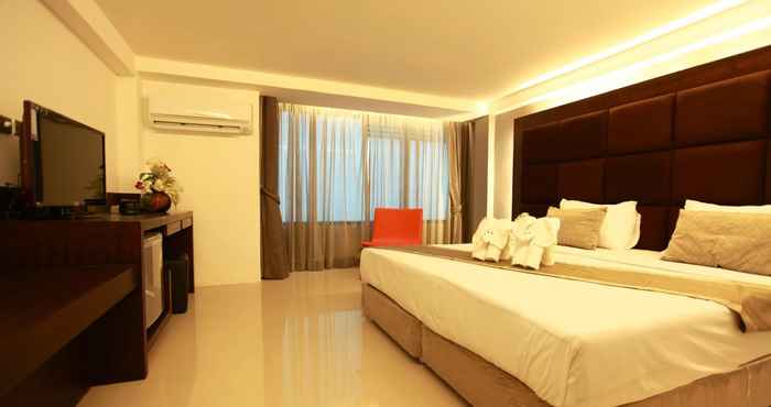 Bedroom The Bangkok Major Suite