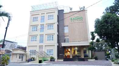 Luar Bangunan 4 Syariah Radho Suites