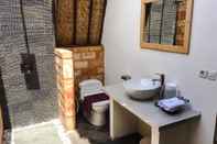 Toilet Kamar ChillHouse Gili Air Bungalow