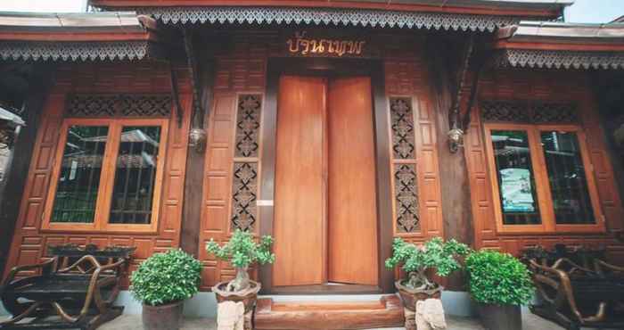 Exterior Baan Thep