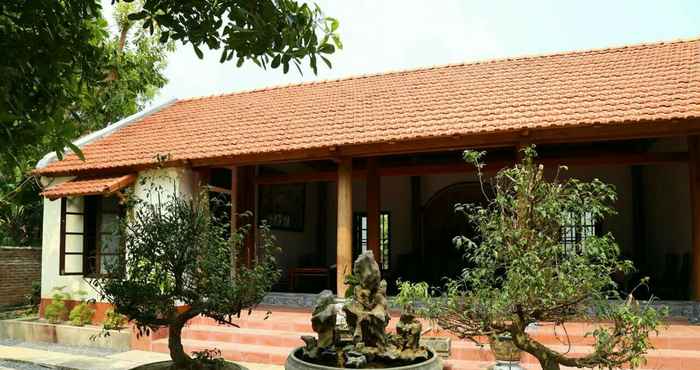 Bên ngoài Van Lam Traditional Garden House in Tam Coc