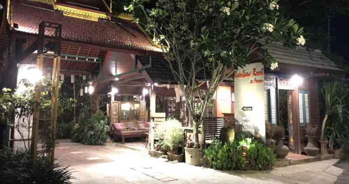 ภายนอกอาคาร Ruen Kaew Resort Phrae
