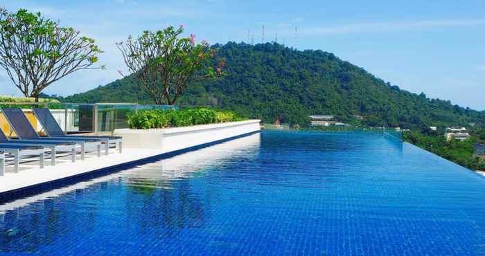 Kolam Renang Duplex Height Phuket & Rooftop Swimming Pool