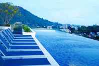 Lobi Duplex Height Phuket & Rooftop Swimming Pool