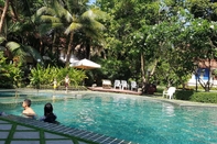 Kolam Renang Rachawadee Resort and Hotel