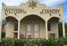 Exterior 3 Maesai Palm Country Resort