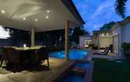 Exterior 5 Luxury Pool Villa 44 