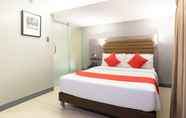 Bilik Tidur 5 Solace Hotel Makati