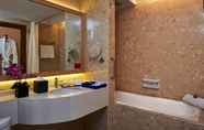 In-room Bathroom 4 The Pearl Kuala Lumpur