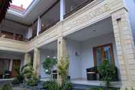 Luar Bangunan The Kutaya Guest House