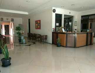 Lobi 2 Graha Hotel Sragen