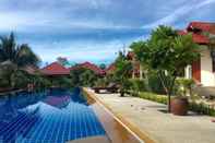 Swimming Pool Baan Archa