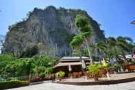 Lobi Diamond Cave Resort 