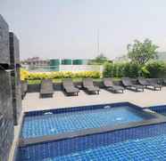 สระว่ายน้ำ 2 Serenity Wongamat Condo