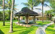 Nearby View and Attractions 3 Villa Grand Artos