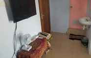 Common Space 7 Cozy Room at Homestay Agbil