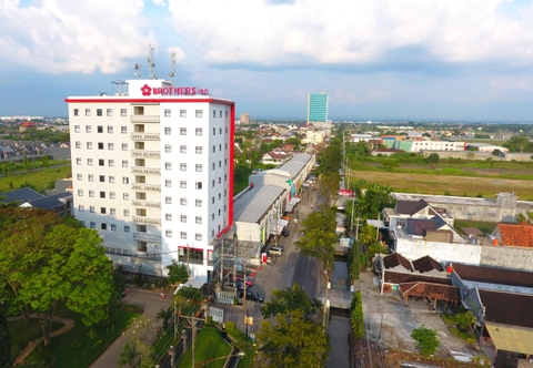 Exterior Hotel Brothers INN Merah Solo Baru