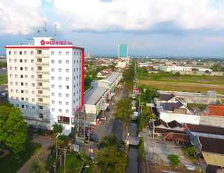 Bên ngoài 2 Hotel Brothers INN Merah Solo Baru