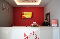 Lobi Hotel Brothers INN Merah Solo Baru