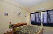 Kamar Tidur 5 Blue Lagoon Guest House & Bar