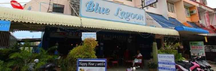 ล็อบบี้ Blue Lagoon Guest House & Bar