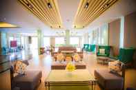 Lobi Golden City Rayong Hotel