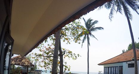 외관 2 Bintang Laut Resort